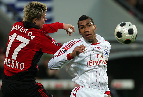 冷静推射得 冷静推射得