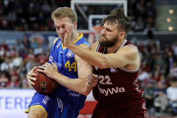 随着德羽赛 随着德羽赛