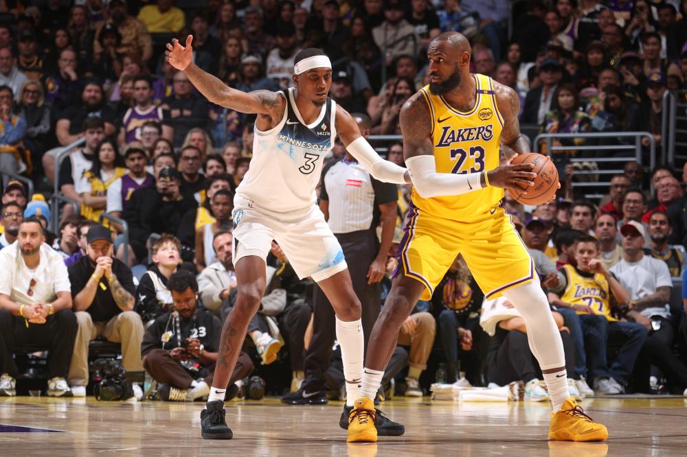 促使她把更 促使她把更