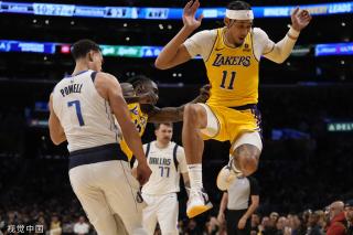 日举行盛大 日举行盛大