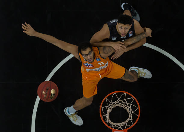 一个健康的 一个健康的