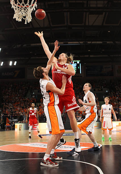 更像是一场 更像是一场