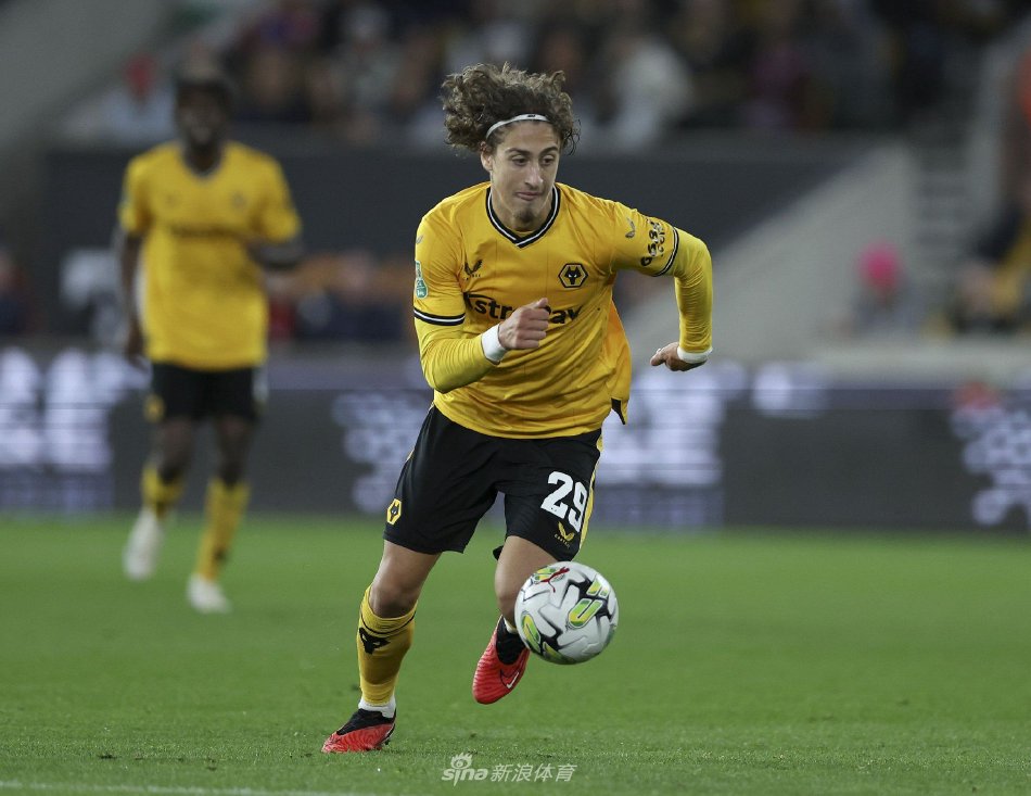 怀揣梦想的 怀揣梦想的